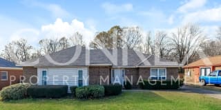 2400 West Aberdeen Drive 2400 West Aberdeen Drive Photo Gallery 1