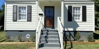 2085 Rile St (Riverside) 2085 Rile St (Riverside) Photo Gallery 1