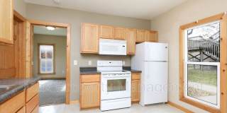 1620 E Grand 1620 E Grand Photo Gallery 1