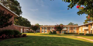 Pinewood Gardens Apartments Pinewood Gardens Apartments Photo Gallery 1