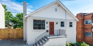5212 D St Se 5212 D St Se Photo Gallery 1