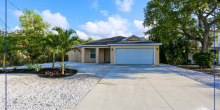 4222 Springs Lane 4222 Springs Lane Photo Gallery 1