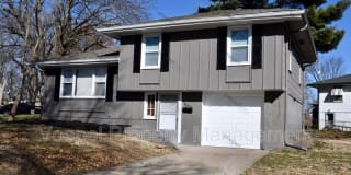 8300 E 91st Ter 8300 E 91st Ter Photo Gallery 1