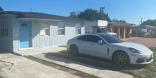 3045 NW 76 St 3045 NW 76 St Photo Gallery 1