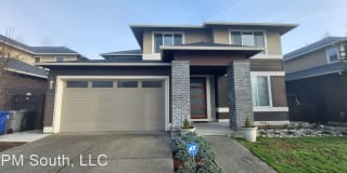 3812 NE 23rd Pl 3812 NE 23rd Pl Photo Gallery 1