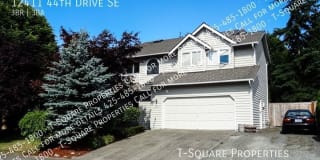 12411 44th Drive SE 12411 44th Drive SE Photo Gallery 1