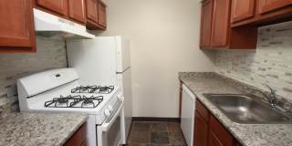 5560 LIBRARY ROADAPARTMENT 204 5560 LIBRARY ROADAPARTMENT 204 Photo Gallery 1