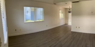 180 1st Street East 180 1st Street East Photo Gallery 1