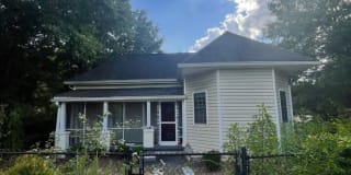 1734 East Broad Street A 1734 East Broad Street A Photo Gallery 1