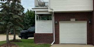 5433 Twin Oaks Unit 136 5433 Twin Oaks Unit 136 Photo Gallery 1