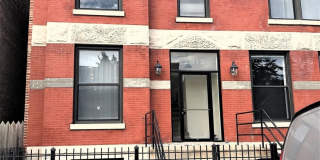 2912 W Warren Boulevard 2912 W Warren Boulevard Photo Gallery 1