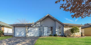 9820 South Ross Avenue 9820 South Ross Avenue Photo Gallery 1
