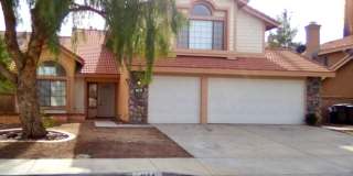 4554 Grandview Dr 4554 Grandview Dr Photo Gallery 1