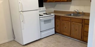 2101 Florence Avenue - F 2101 Florence Avenue - F Photo Gallery 1