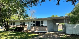 2020 Thunderbird Avenue 2020 Thunderbird Avenue Photo Gallery 1