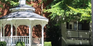 Cardinal Court Apartments Cardinal Court Apartments Photo Gallery 1