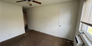 200 Pullman Avenue 200 Pullman Avenue Photo Gallery 1