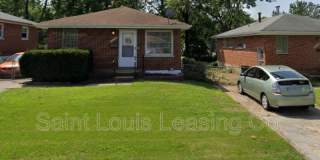 8932 Bessemer Ave 8932 Bessemer Ave Photo Gallery 1