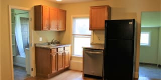 18 Seavey St 18 Seavey St Photo Gallery 1