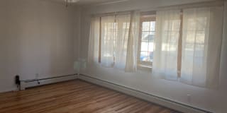 32 N Rhett Ave 1ST FLOOR 32 N Rhett Ave 1ST FLOOR Photo Gallery 1