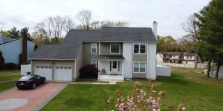 6 Jamestown Drive 6 Jamestown Drive Photo Gallery 1