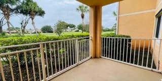 161 SW Palm Dr 161 SW Palm Dr Photo Gallery 1