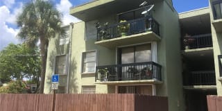 8307 SW 142nd Ave 8307 SW 142nd Ave Photo Gallery 1