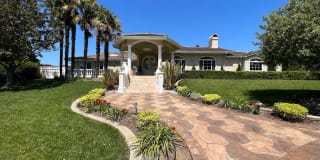 1425 Villa Dr 1425 Villa Dr Photo Gallery 1