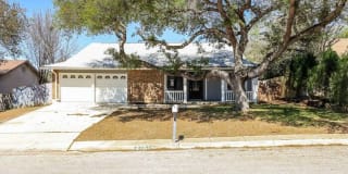 2707 Lake Haven 2707 Lake Haven Photo Gallery 1