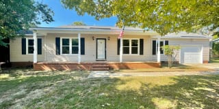 2101 Birchcreft Dr 2101 Birchcreft Dr Photo Gallery 1