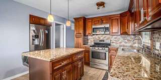 341 Crandon Ave 2 341 Crandon Ave 2 Photo Gallery 1