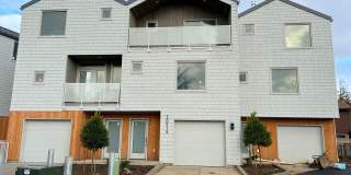 30515 SW Magnolia Ave 30515 SW Magnolia Ave Photo Gallery 1