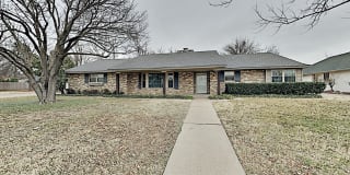 9808 Lakeshore Drive 9808 Lakeshore Drive Photo Gallery 1