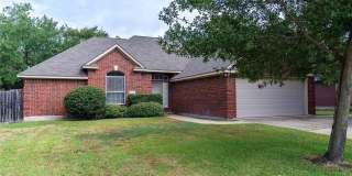 1011 Bayou Woods Drive 1011 Bayou Woods Drive Photo Gallery 1