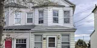 610 AVENUE E 610 AVENUE E Photo Gallery 1
