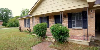 4614 Pembine Dr 4614 Pembine Dr Photo Gallery 1