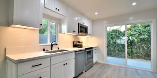 2618 Mathews Ave. 2618 Mathews Ave. Photo Gallery 1
