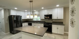 37480 Da Vall 37480 Da Vall Photo Gallery 1
