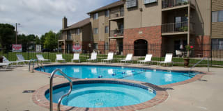 Raintree Apartments Raintree Apartments Photo Gallery 1