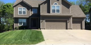 2116 SW Eyrie Rd 2116 SW Eyrie Rd Photo Gallery 1