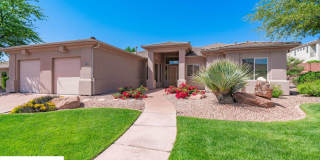 1729 N Primrose Dr 1729 N Primrose Dr Photo Gallery 1