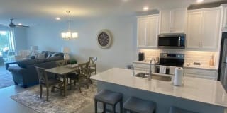 14618 Edgewater CIR 14618 Edgewater CIR Photo Gallery 1