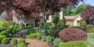 3394 Greenview Drive 3394 Greenview Drive Photo Gallery 1