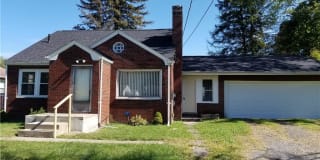 563 Woodside Ave 563 Woodside Ave Photo Gallery 1
