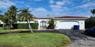 16453 NE 33rd Ave 16453 NE 33rd Ave Photo Gallery 1