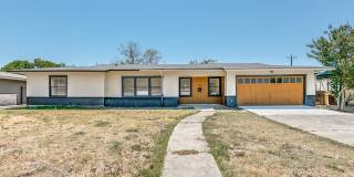 150 WINDSOR DR 150 WINDSOR DR Photo Gallery 1