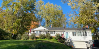 345 Edgefield Avenue 345 Edgefield Avenue Photo Gallery 1