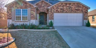 300 Hanging Star Ln 300 Hanging Star Ln Photo Gallery 1