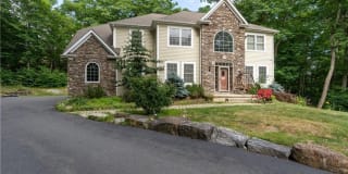 10 Benjamin Meadow Road 10 Benjamin Meadow Road Photo Gallery 1