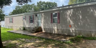 1105 Whispering Pines Rd A9 1105 Whispering Pines Rd A9 Photo Gallery 1